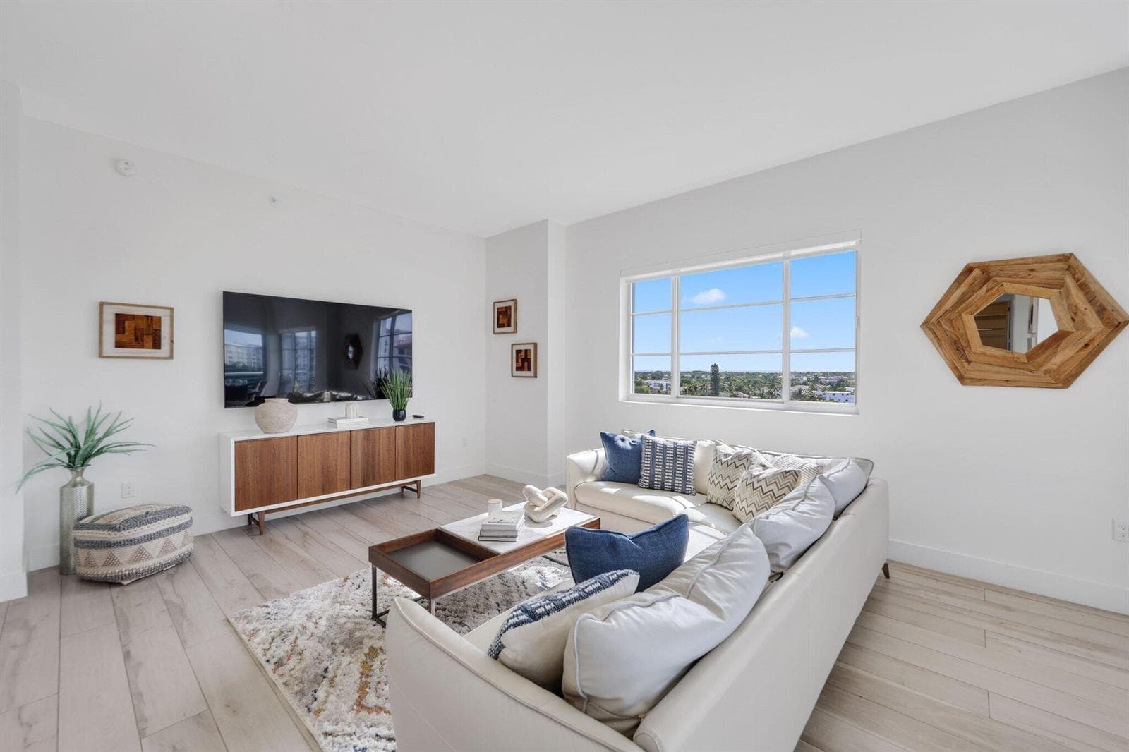 155 East Boca Raton Road, 703 - 3.jpg-SM