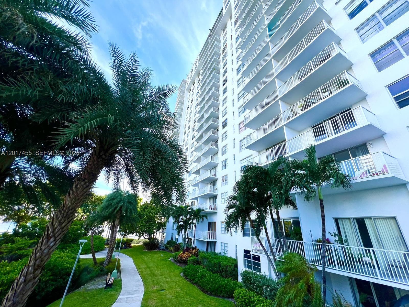 ADMIRALS PORT CONDO WEST · #1914W in Aventura - Photo 29