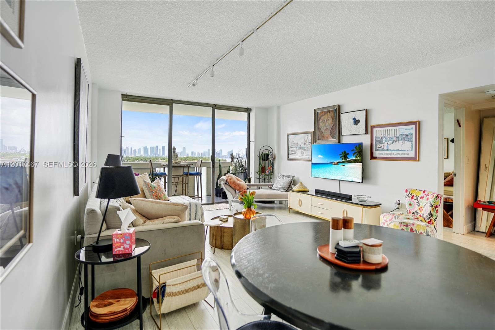 SOUTH BAY CLUB CONDO · #921 in Miami Beach - Photo 4