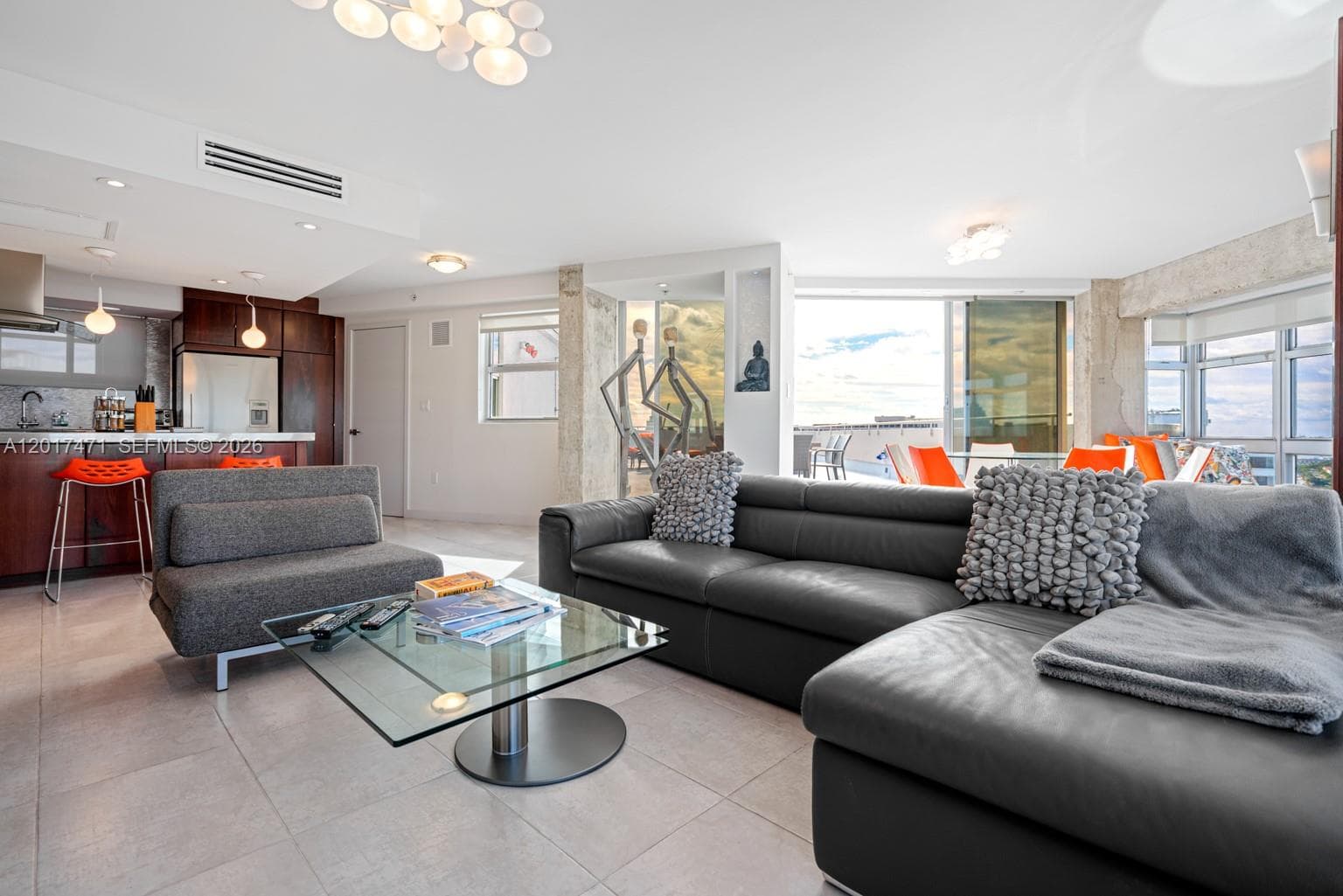 OCTAGON TOWERS I CONDO · #PHG in Miami Beach - Photo 3