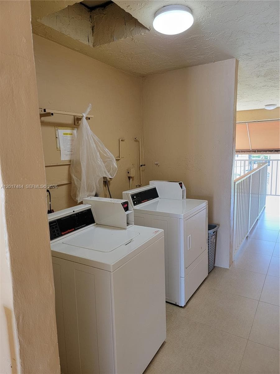 DORAL GARDENS · #2D in Doral - Photo 28