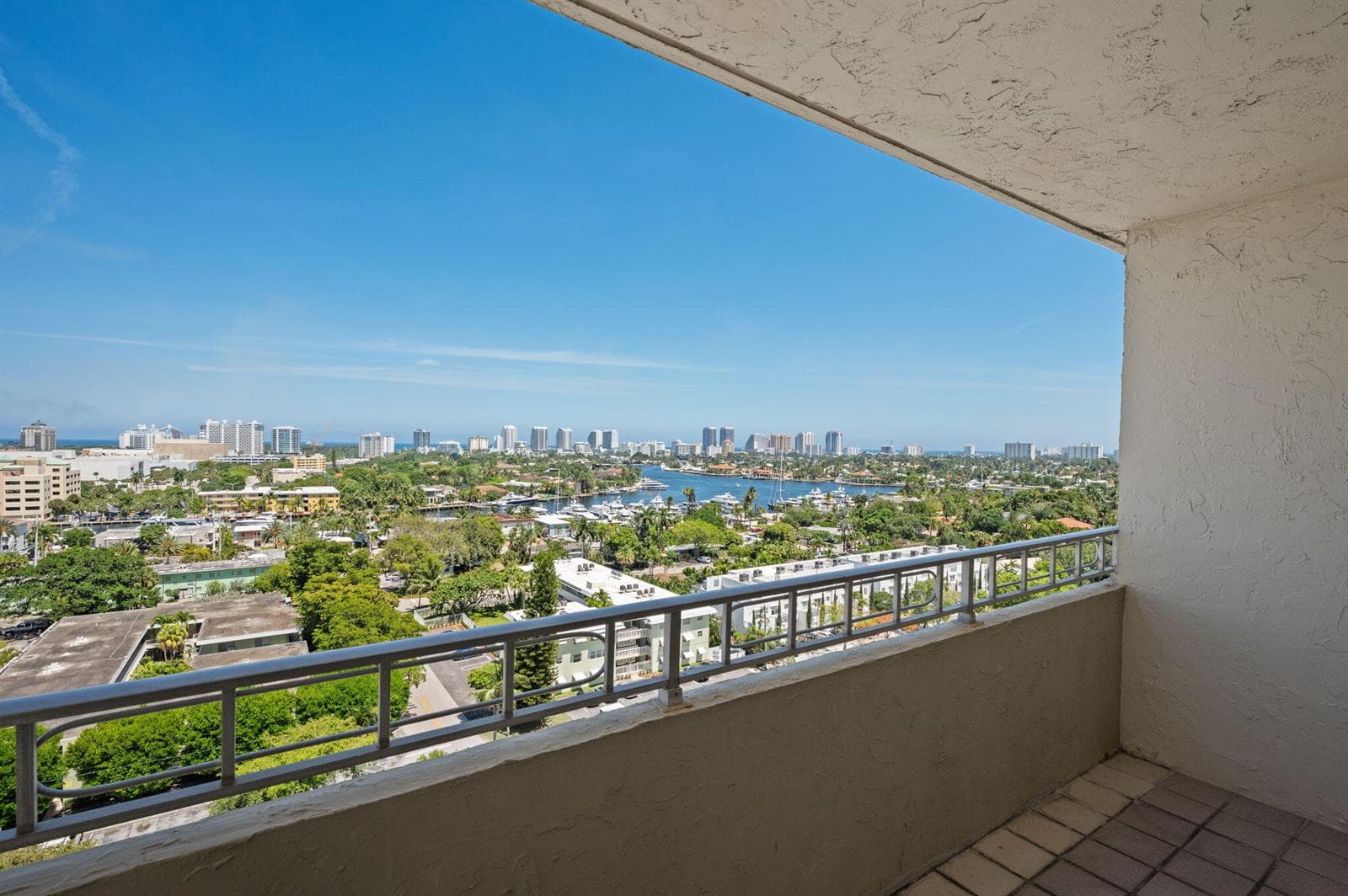 14-web-or-mls-900-ne-18th-ave