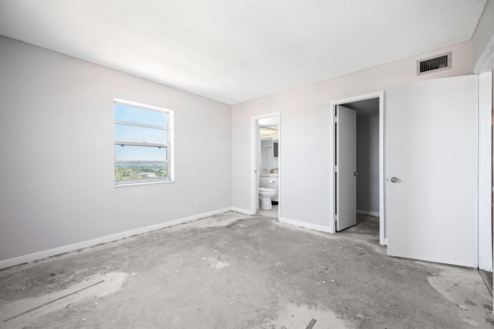 38-web-or-mls-900-ne-18th-ave