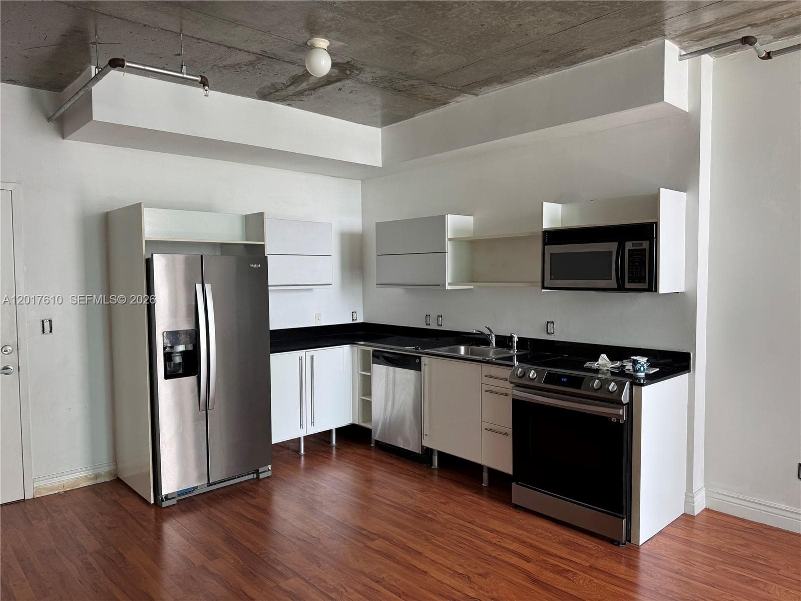NEO VERTIKA CONDO · #2532 in Miami - Photo 4