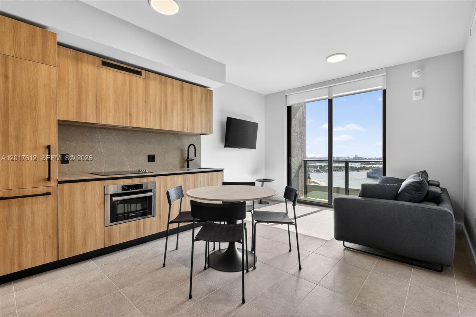 501 FIRST Residences · #3313 in Miami - Photo 2