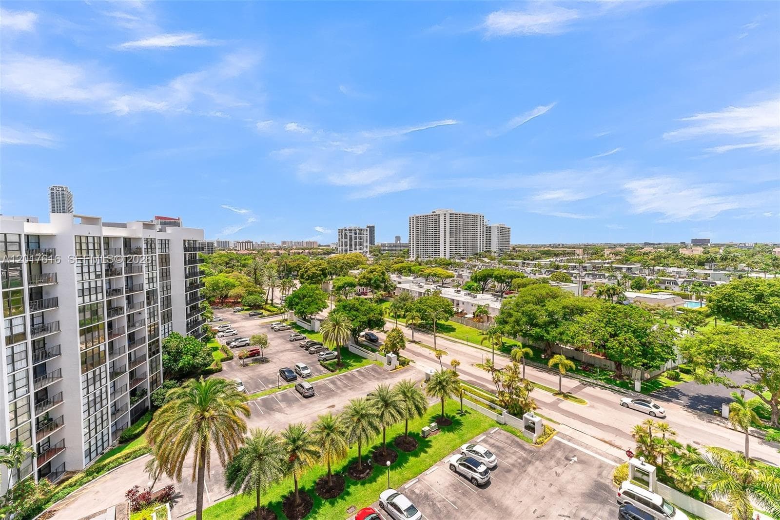 800 Parkview Drive, Unit #1007 - FOR SALE.Three Islands, Hallandale Beach, FL 33009. Florida. Oceanview Park Condominium.