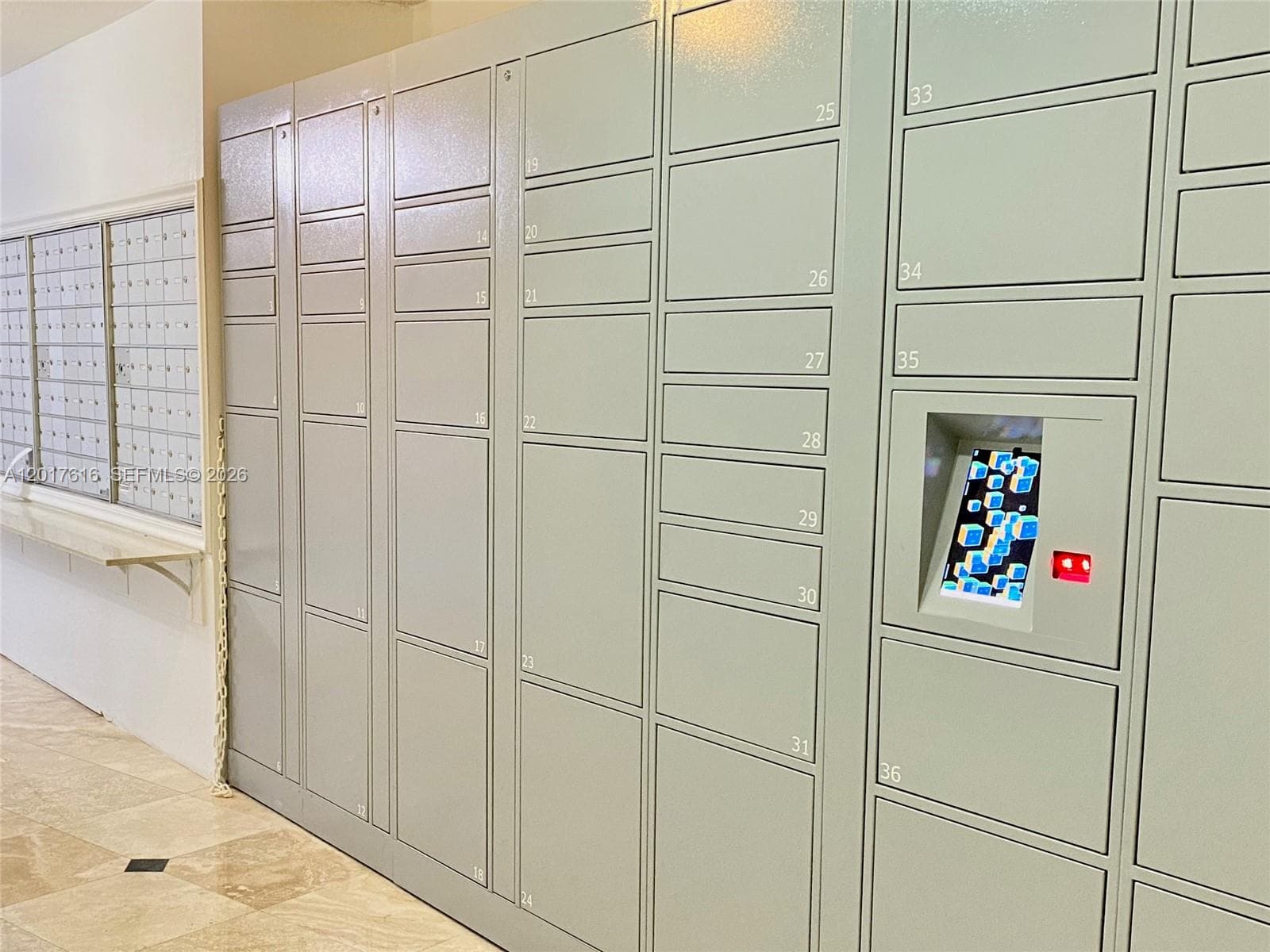 800 Parkview Drive, Unit #1007 - FOR SALE.Three Islands, Hallandale Beach, FL 33009. Florida. Oceanview Park Condominium.