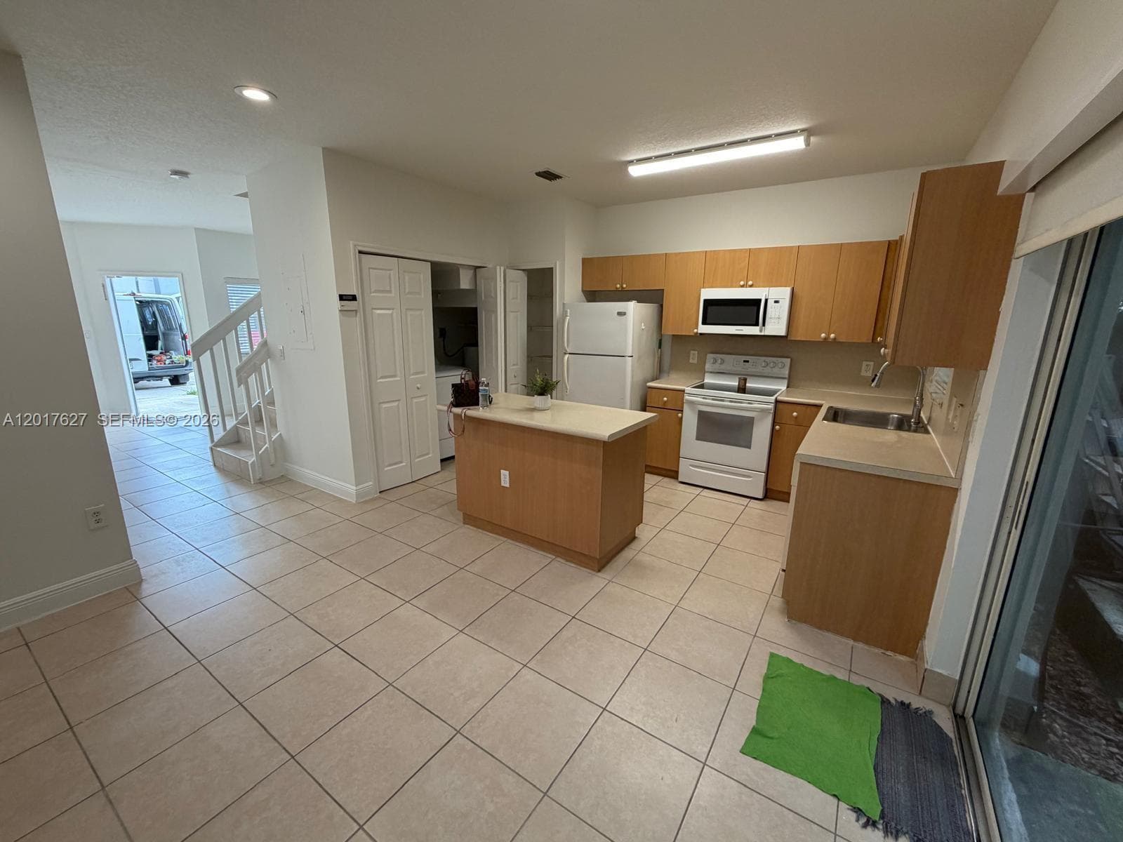 2953 SE 15th Ter photo 11