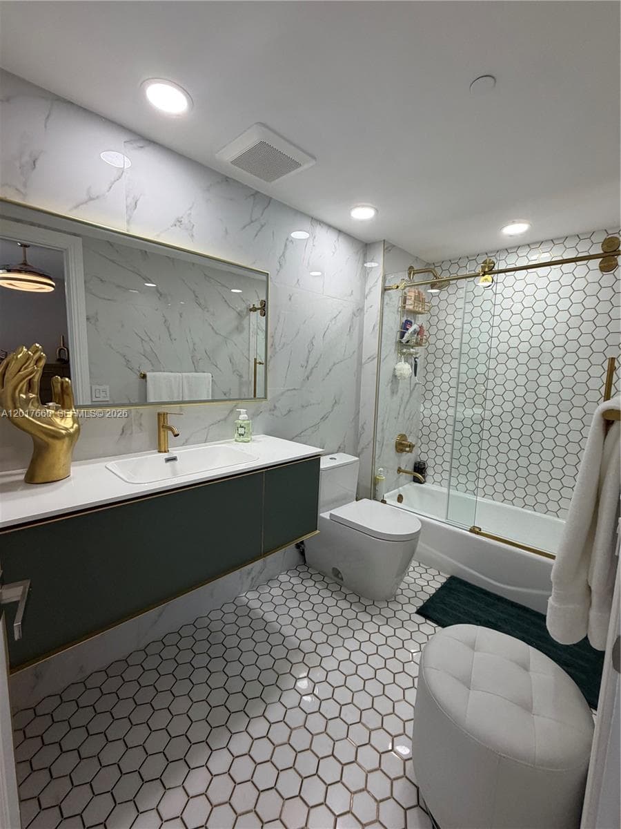 BEACH CLUB THREE CONDO · #3701 in Hallandale Beach - Photo 25
