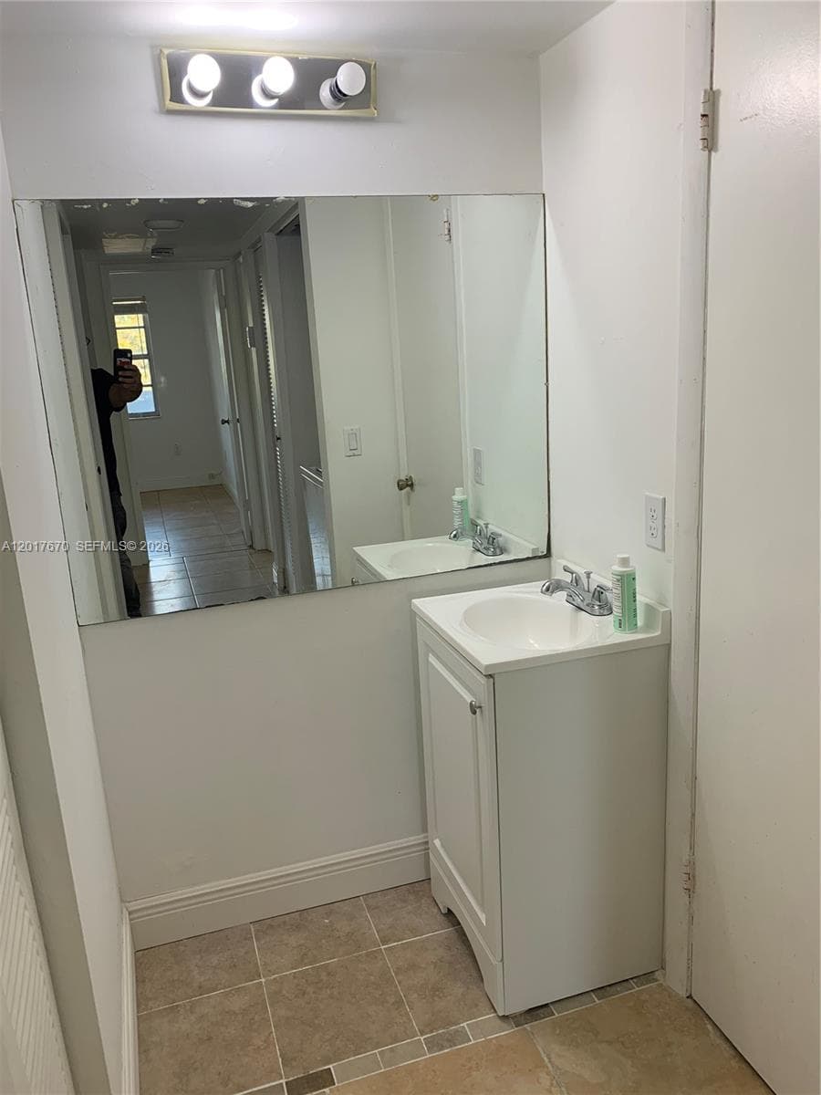 SEGOVIA CONDO · #207 in Miami - Photo 8