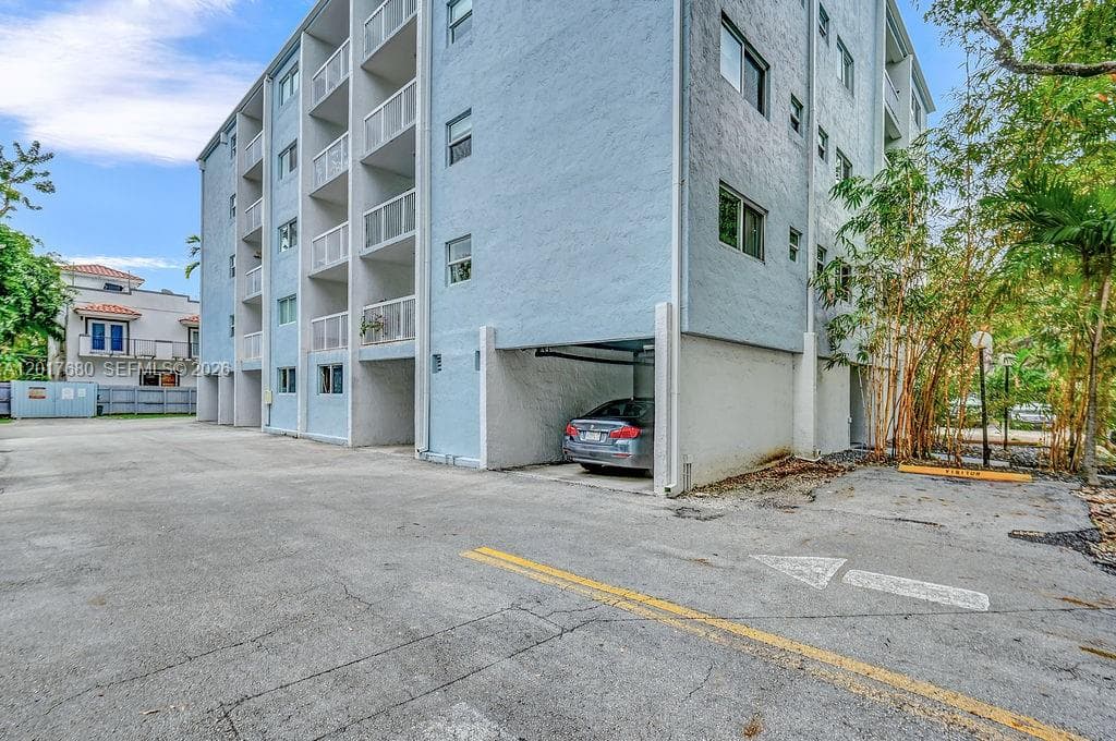 GROVES EDGE CONDO · #207 in Miami - Photo 5