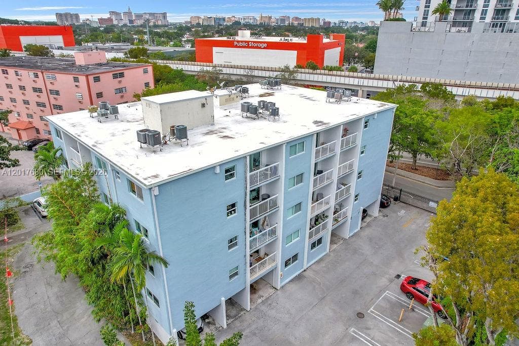 GROVES EDGE CONDO · #207 in Miami - Photo 34
