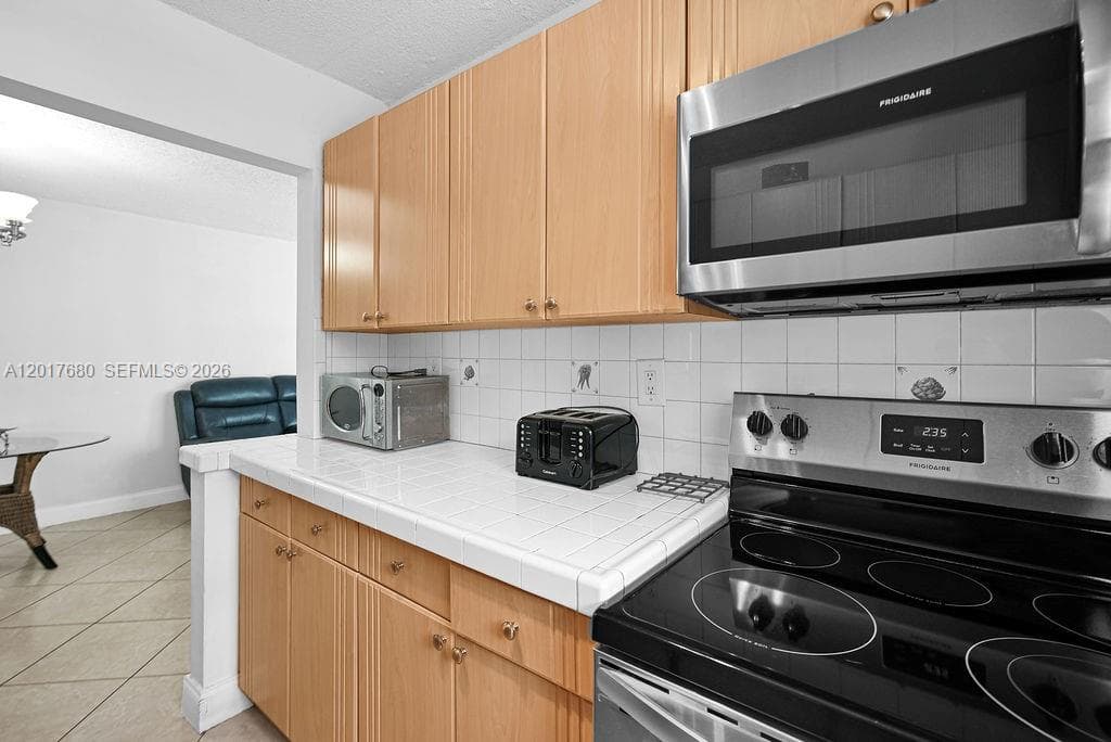 GROVES EDGE CONDO · #207 in Miami - Photo 10
