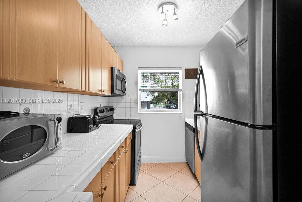 GROVES EDGE CONDO · #207 in Miami - Photo 8