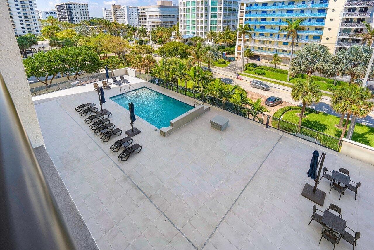 027-3115SouthOceanBoulevard-HighlandBeac