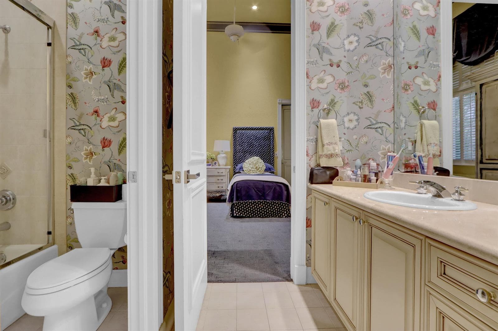 Bathroom 3 - Jack & Jill
