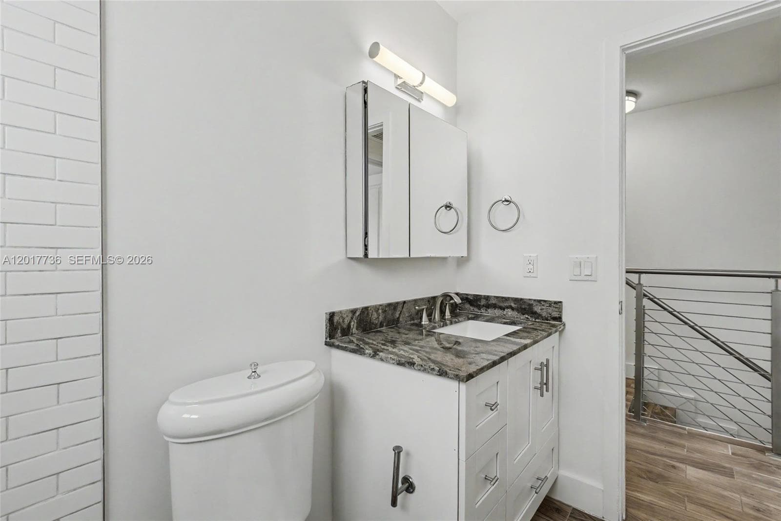 Upstairs full bath