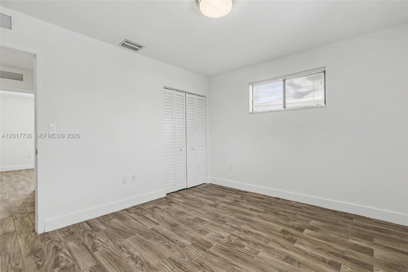 Upstairs primary bedroom