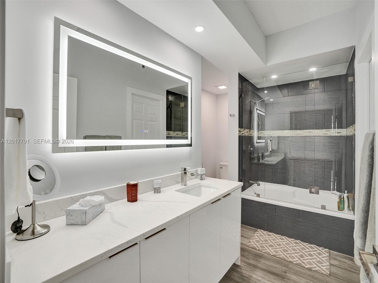 VILLAGE BY THE BAY CONDO · #13305 in Aventura - Photo 5