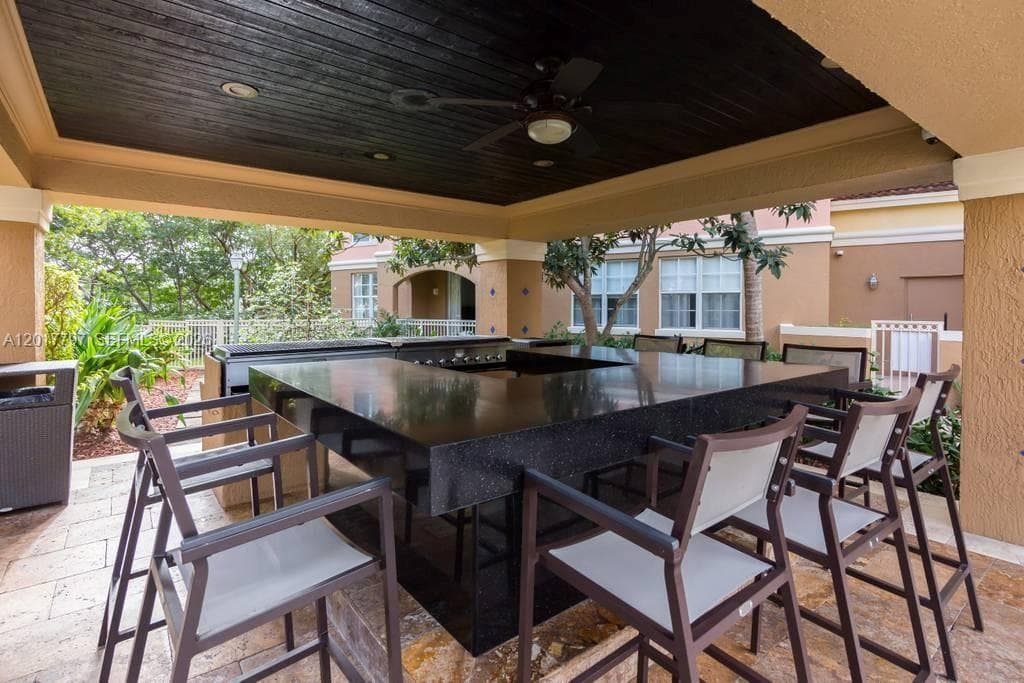 THE YACHT CLUB AT AVENTUR · #7108 in Aventura - Photo 33