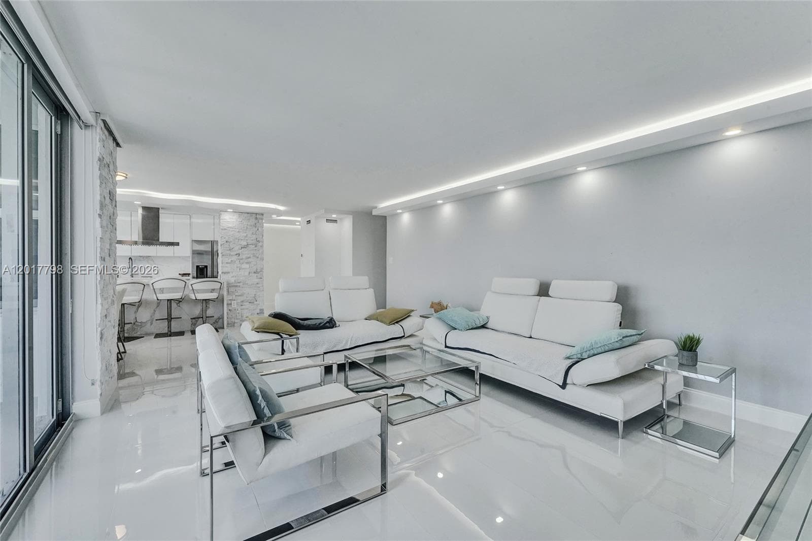 DEL PRADO MARINA · #1804 in Aventura - Photo 13