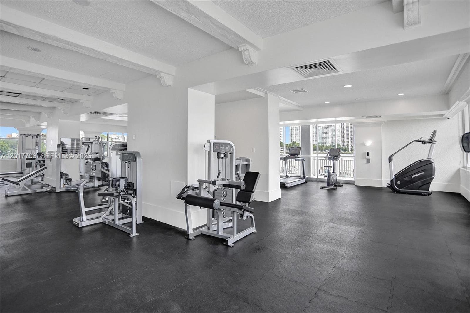DEL PRADO MARINA · #1804 in Aventura - Photo 22