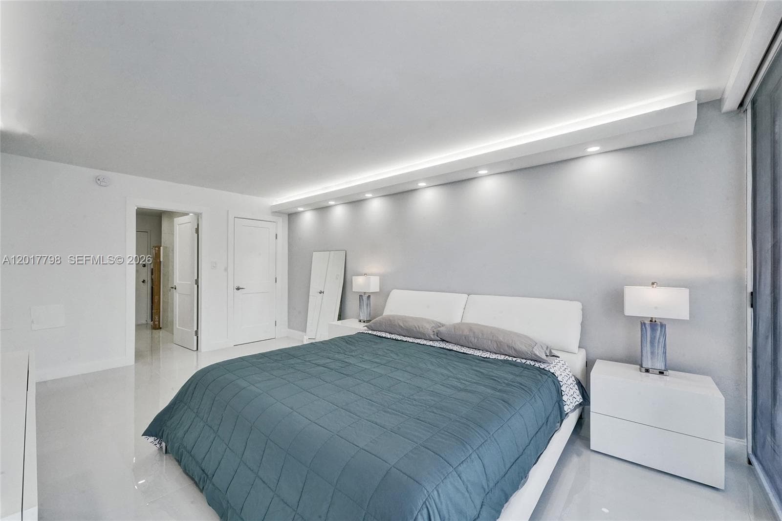 DEL PRADO MARINA · #1804 in Aventura - Photo 5