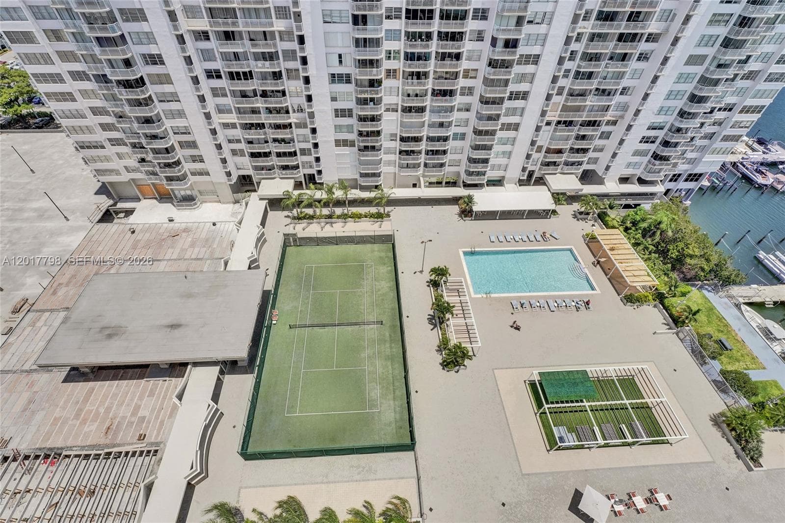 DEL PRADO MARINA · #1804 in Aventura - Photo 38