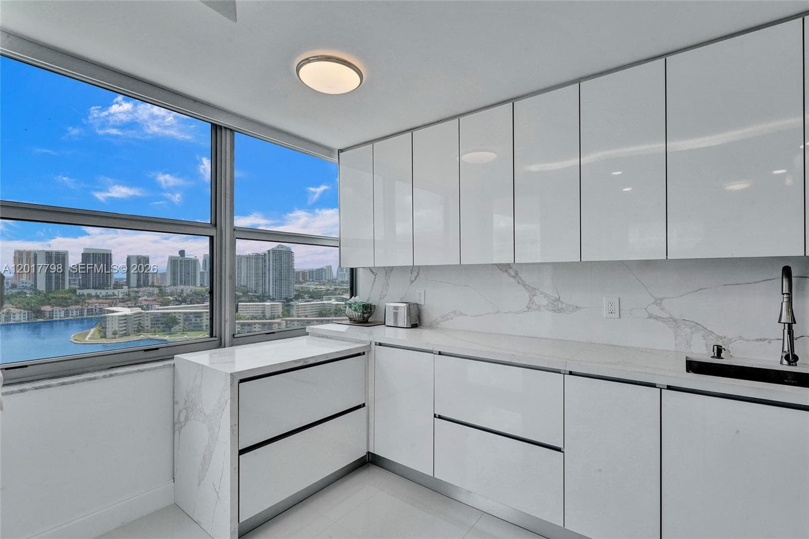 DEL PRADO MARINA · #1804 in Aventura - Photo 14