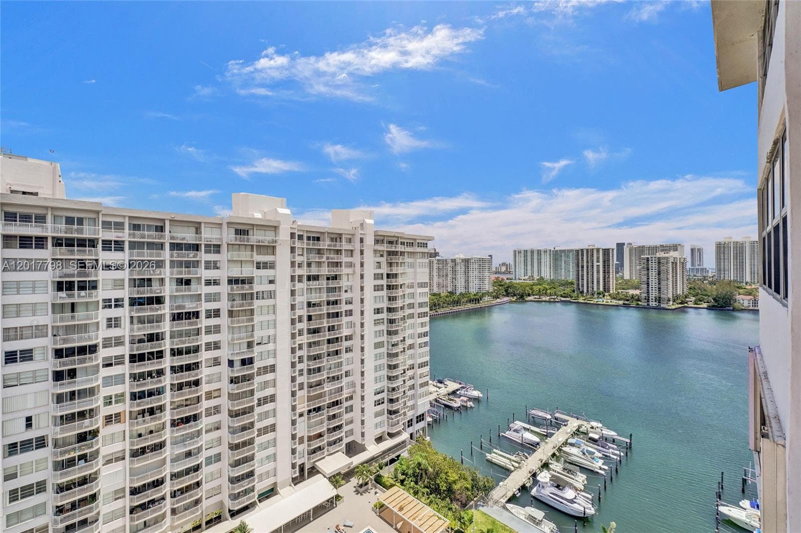 DEL PRADO MARINA · #1804 in Aventura - Photo 37