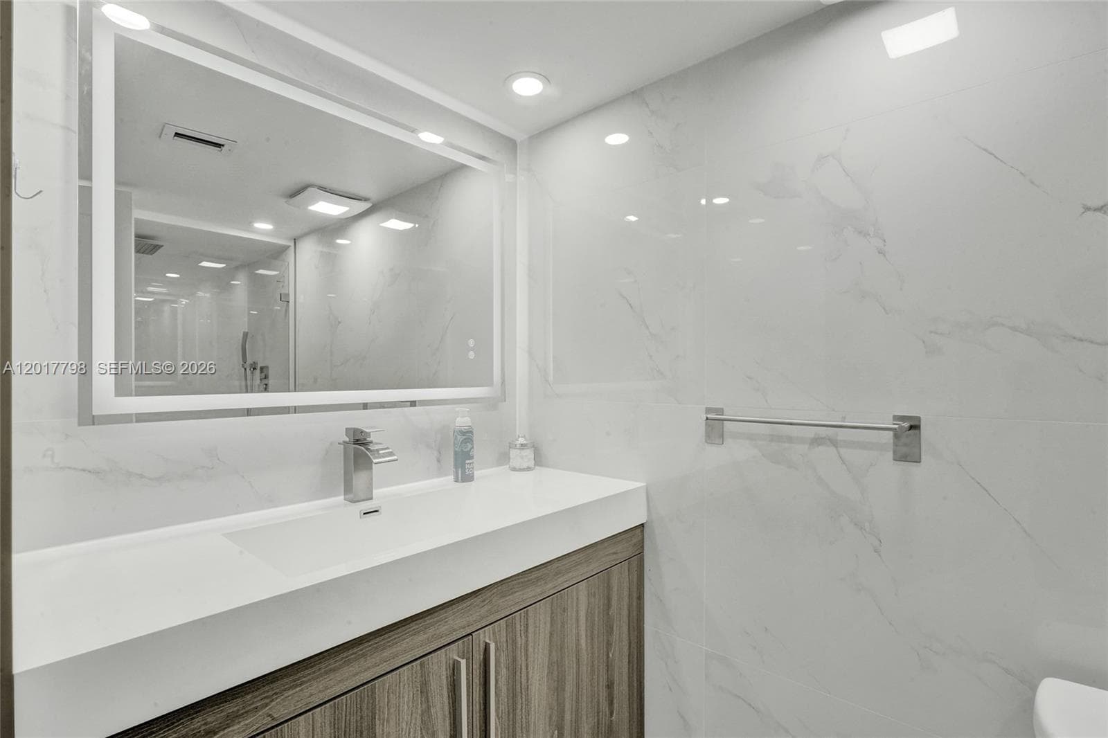 DEL PRADO MARINA · #1804 in Aventura - Photo 8