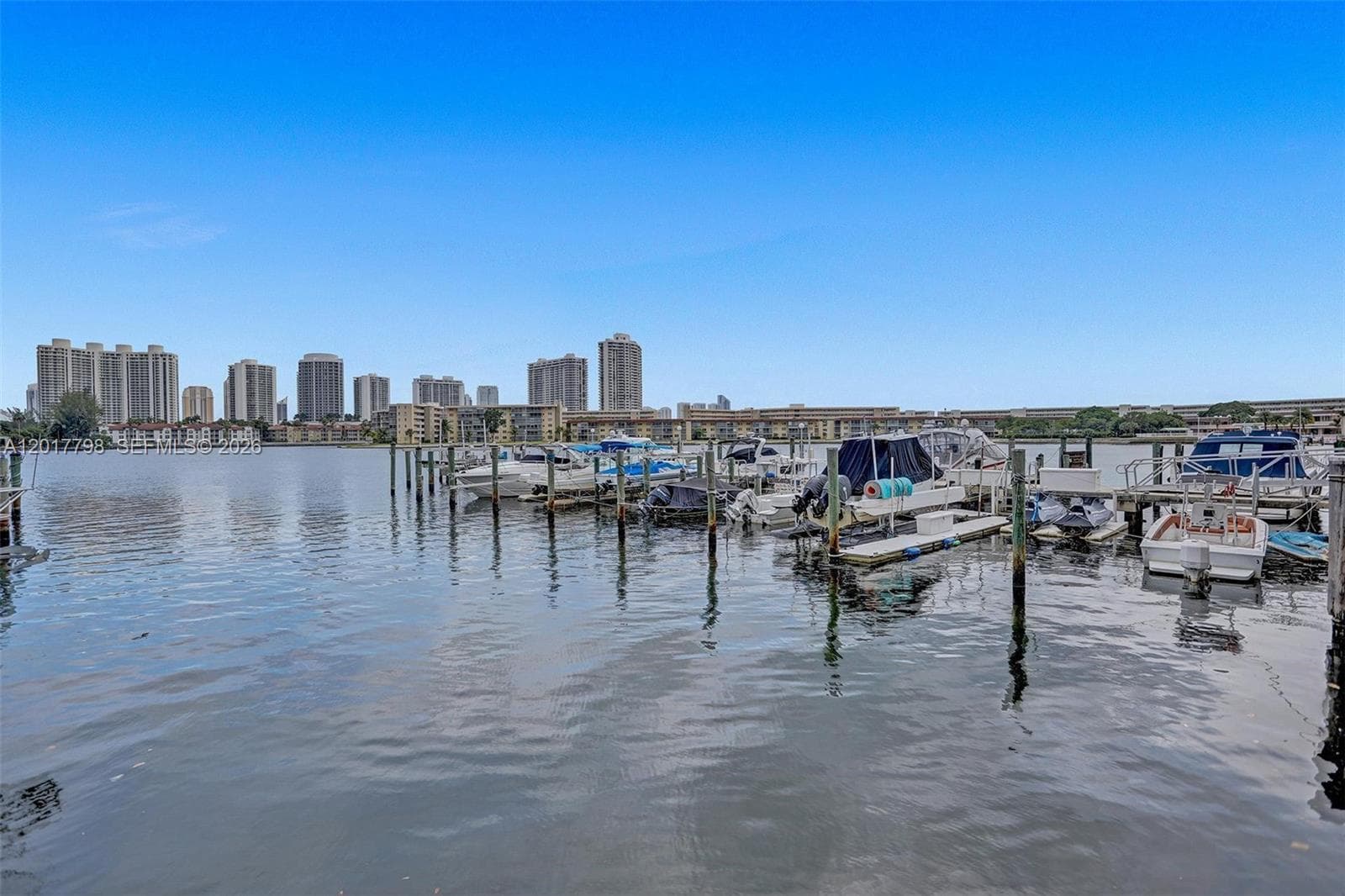 DEL PRADO MARINA · #1804 in Aventura - Photo 21