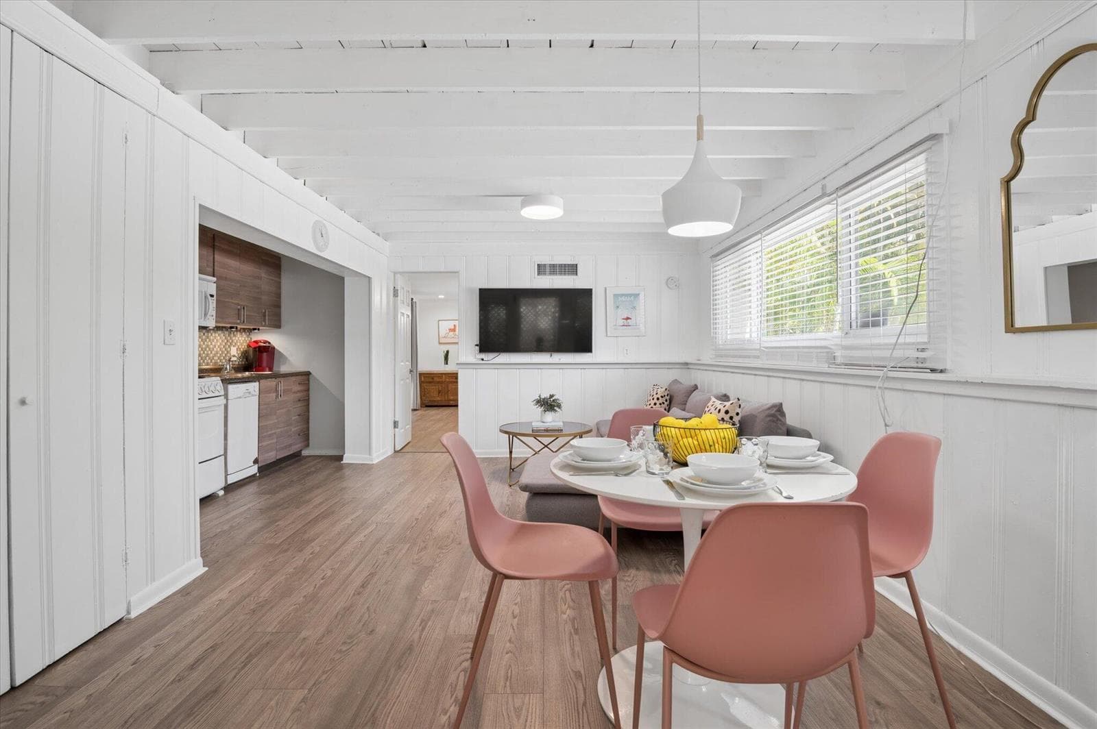 11-Kucharska-1123 NE 14th Ave -11