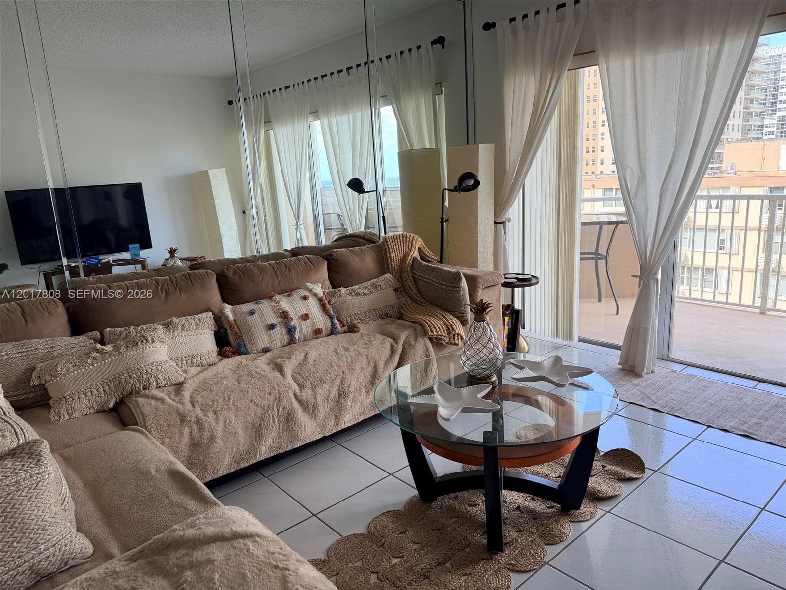 The Hemispheres Condo · #4B in Hallandale Beach - Photo 2
