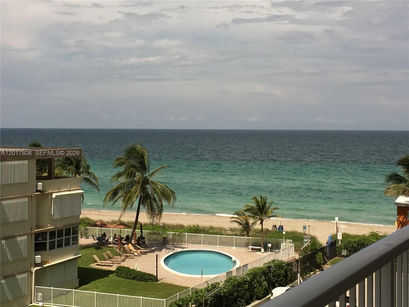 The Hemispheres Condo · #4B in Hallandale Beach - Photo 15