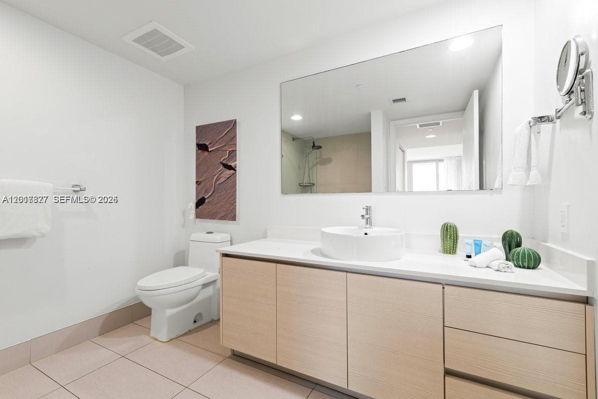 BEACHWALK CONDOMINIUM · #R1109 in Hallandale Beach - Photo 14