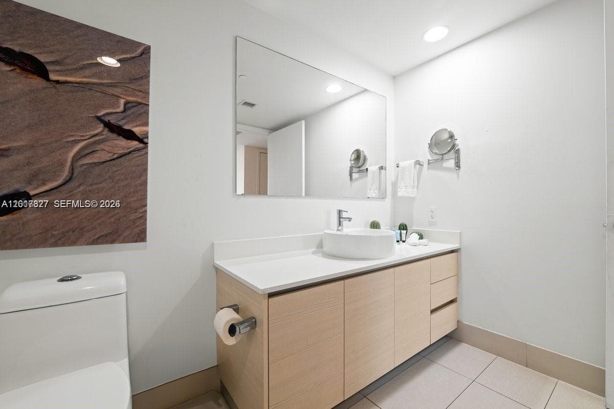 BEACHWALK CONDOMINIUM · #R1109 in Hallandale Beach - Photo 15