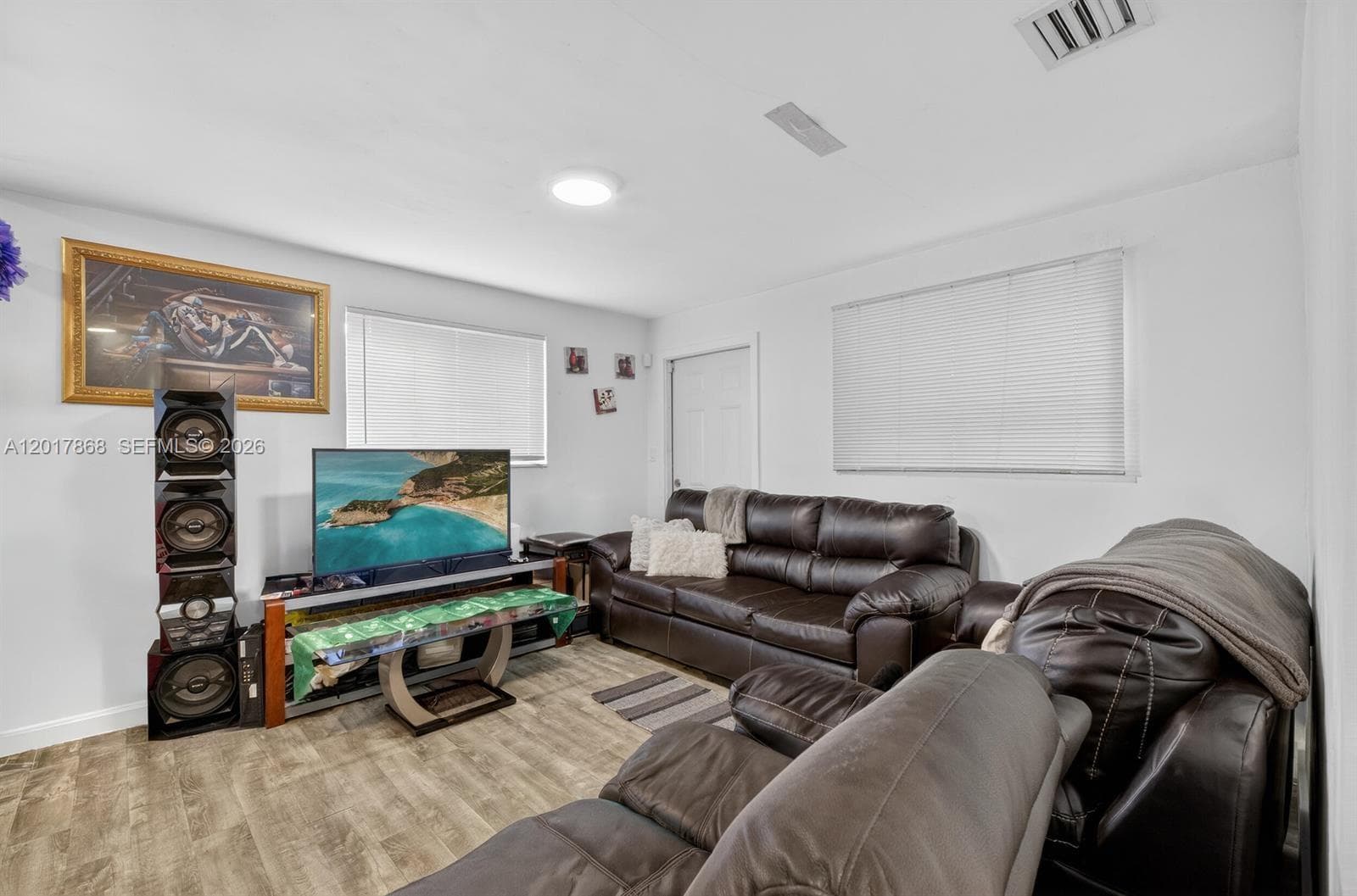 726 Phippen Waiters Rd photo 5