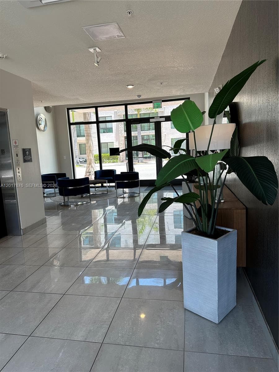 URBANA · #D-203 in Doral - Photo 4