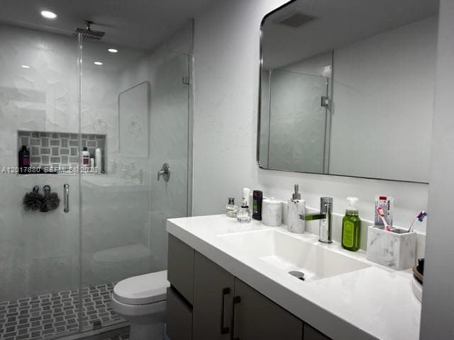 THE CARRIAGE HOUSE CONDO · #128 in Miami Beach - Photo 47