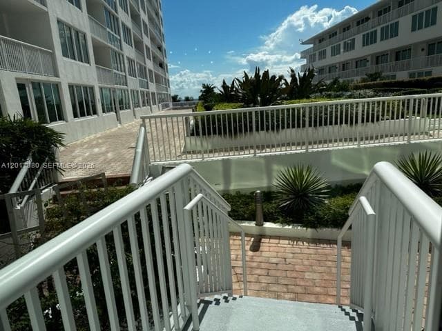 THE CARRIAGE HOUSE CONDO · #128 in Miami Beach - Photo 57