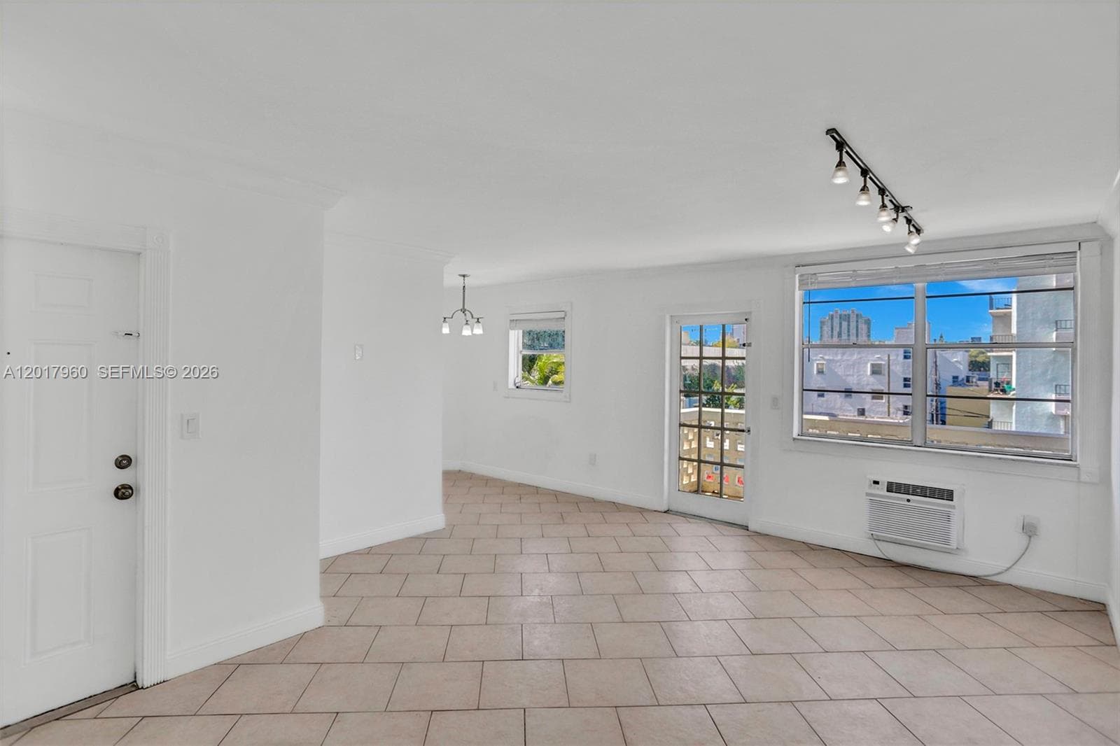 713 COLLINS CONDO · #42 in Miami Beach - Photo 17