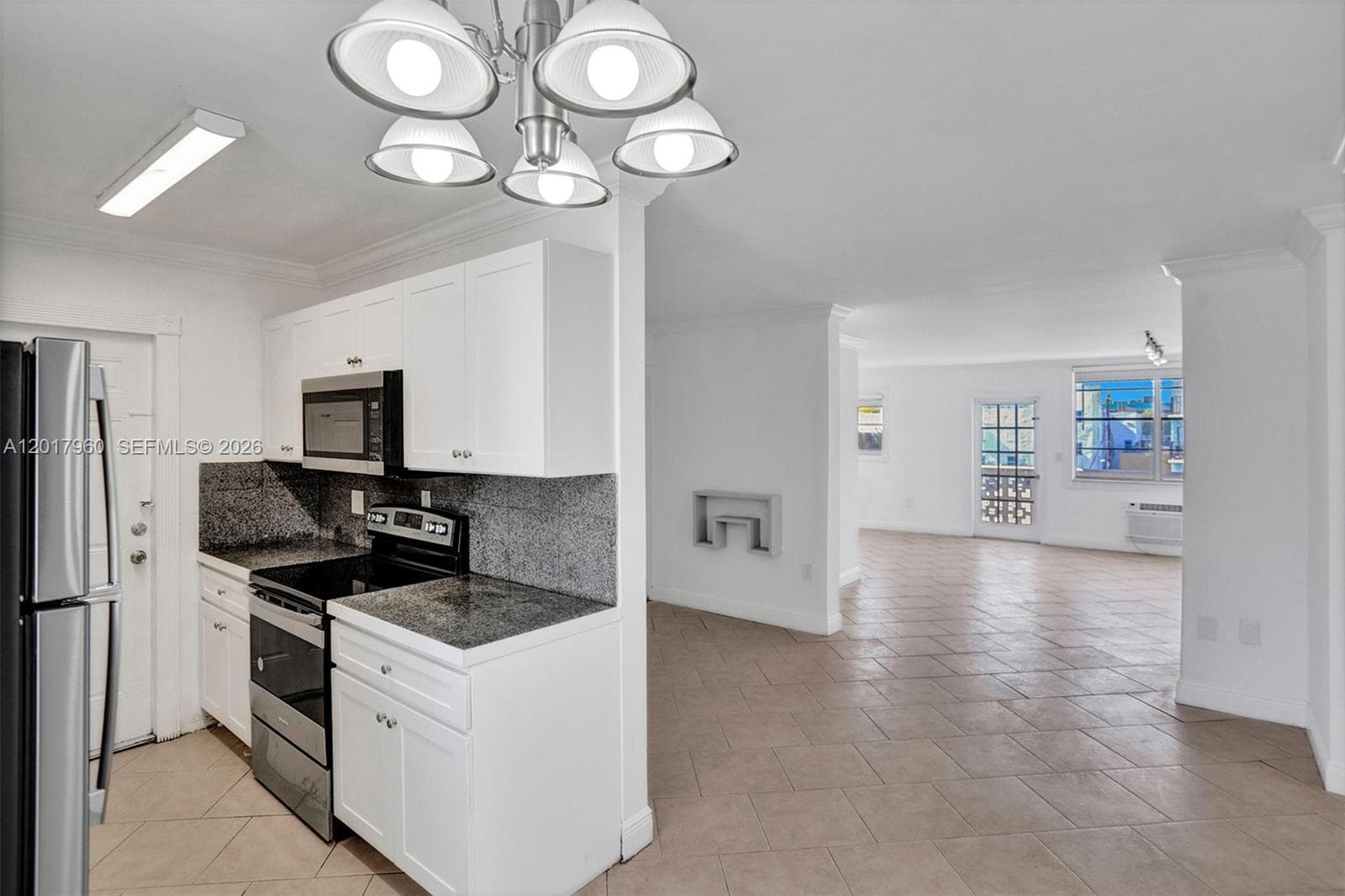 713 COLLINS CONDO · #42 in Miami Beach - Photo 11
