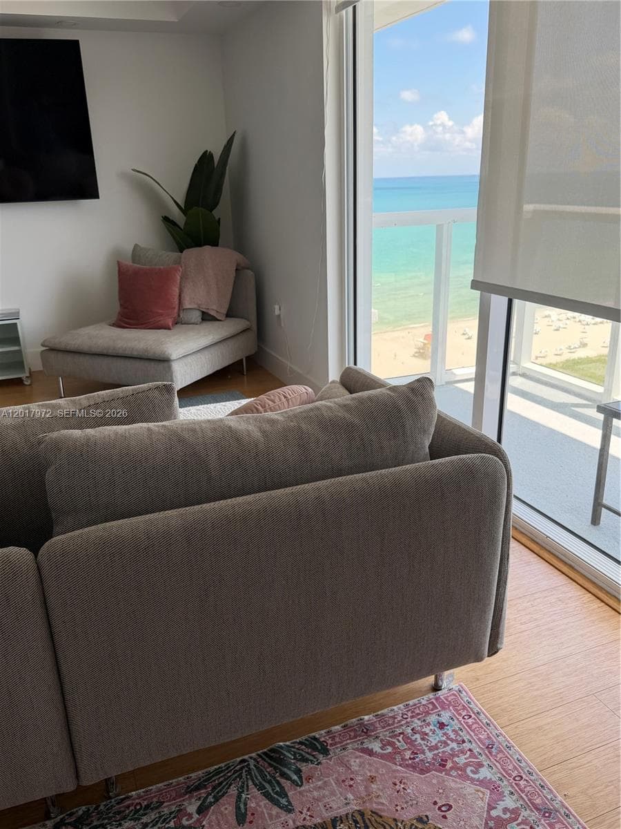 THE ROYAL CLUB CONDO · #PH-5 in Miami Beach - Photo 5