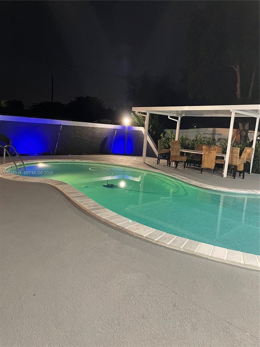 9260 SW 164th St photo 40