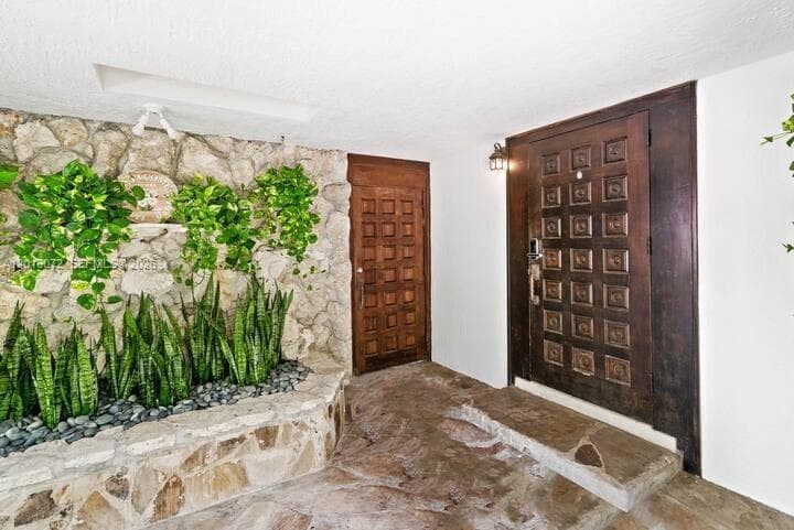 13325 SW 84th Ave photo 4