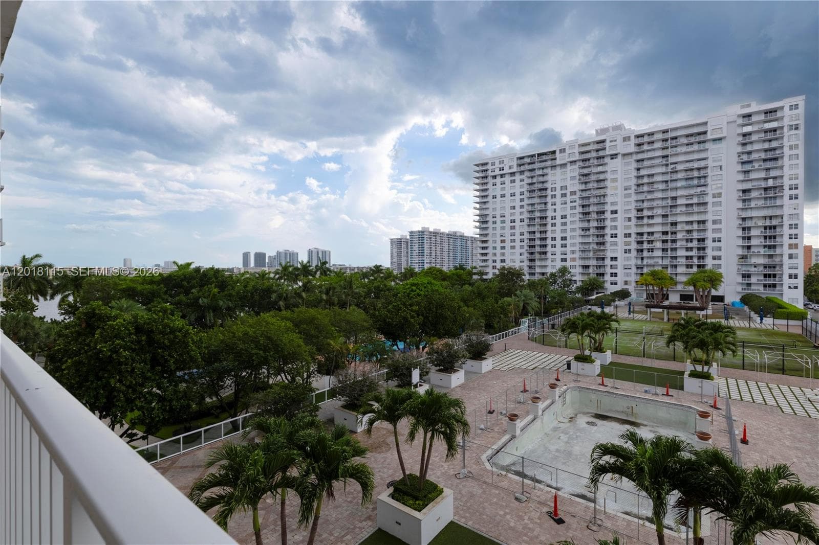 ADMIRALS PORT CONDO WEST · #504E in Aventura - Photo 8