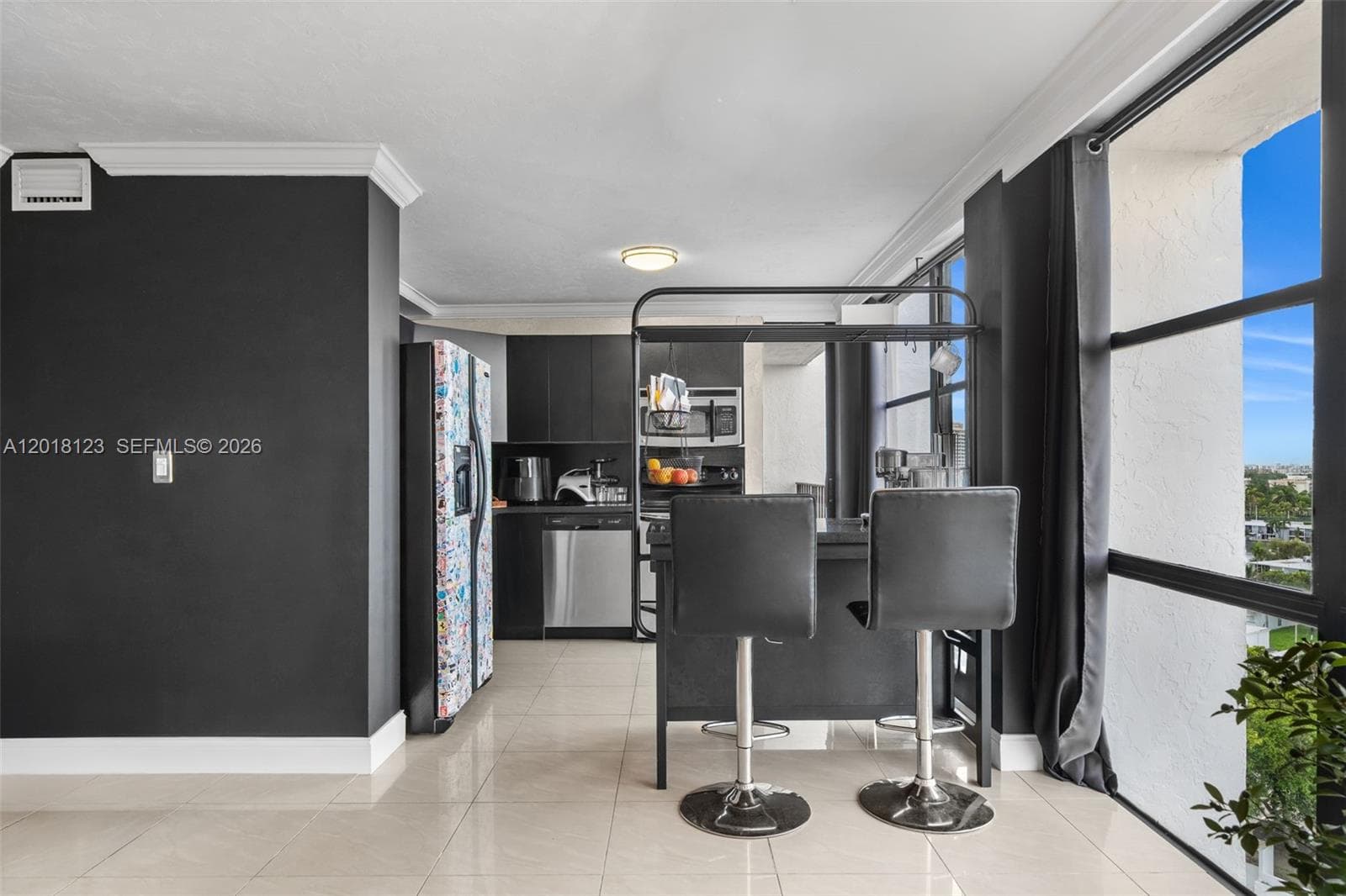 OCEANVIEW PARK CONDO · #1025 in Hallandale Beach - Photo 6