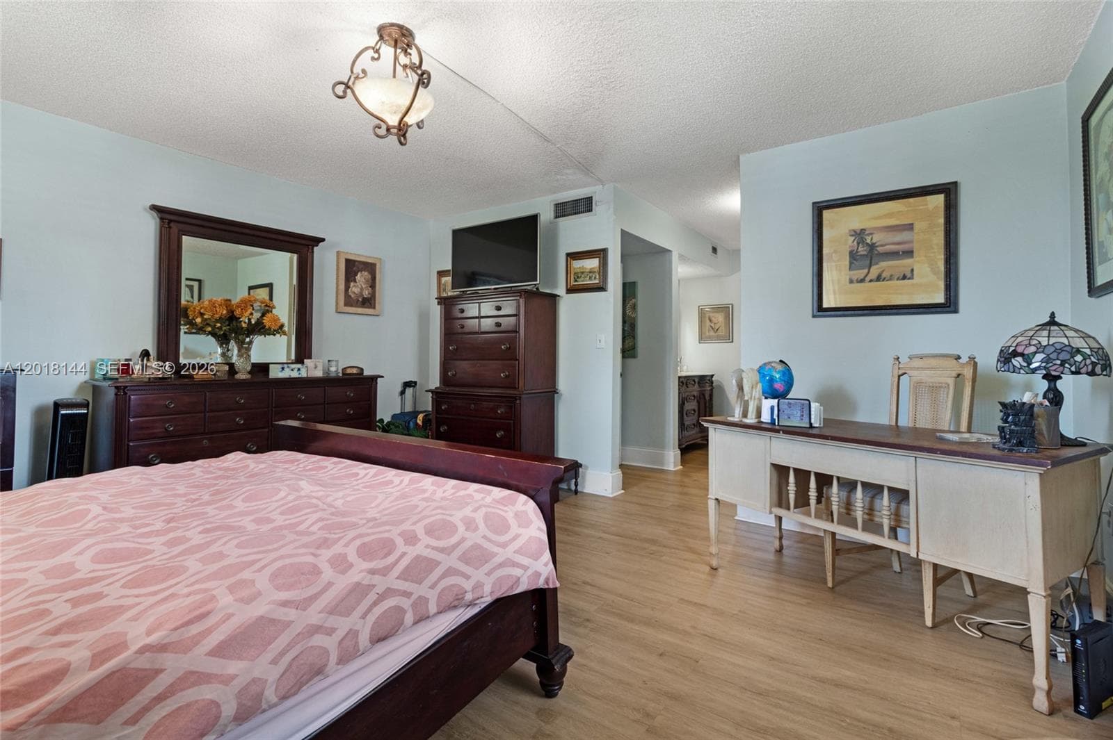 SOVEREIGNS CONDO · #1D in Miami - Photo 36