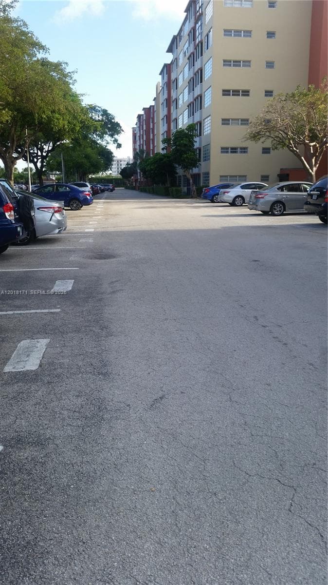 Jade winds · #504-1 in Miami - Photo 1